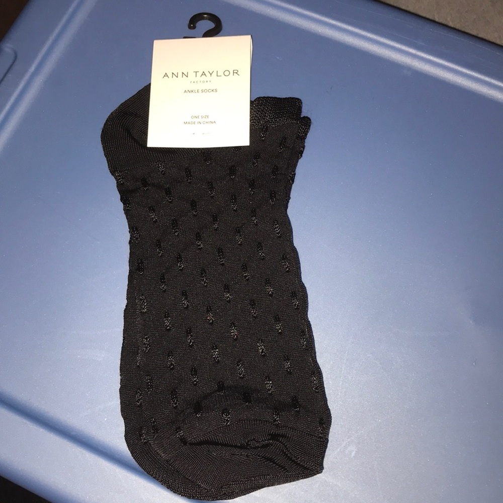 Black ankle socks